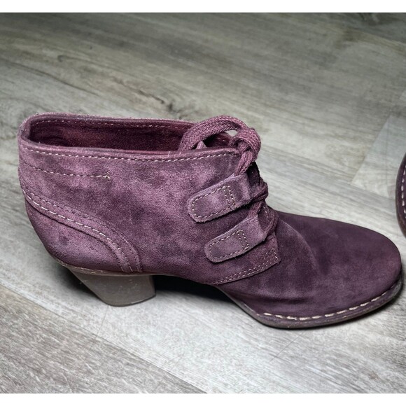 Unstructured by Clarks‎ beautiful purple suede size 7 shoe - Picture 6 of 7